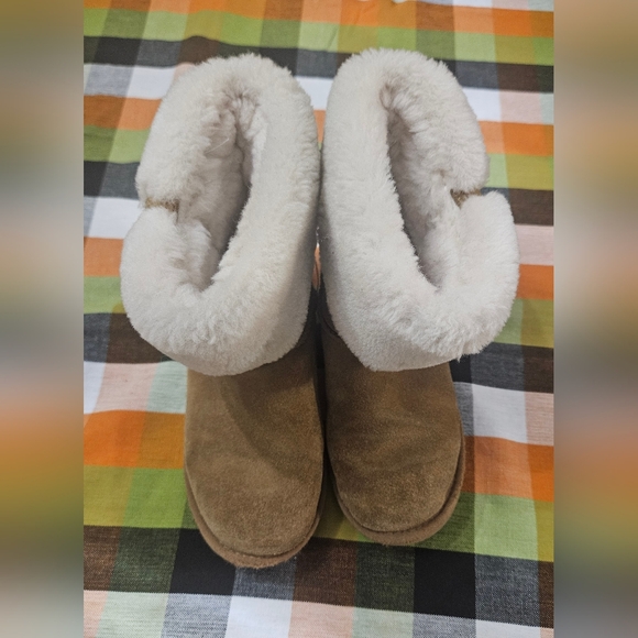 Ugg Ramona Kids Boots - Size 1 - Picture 2 of 6